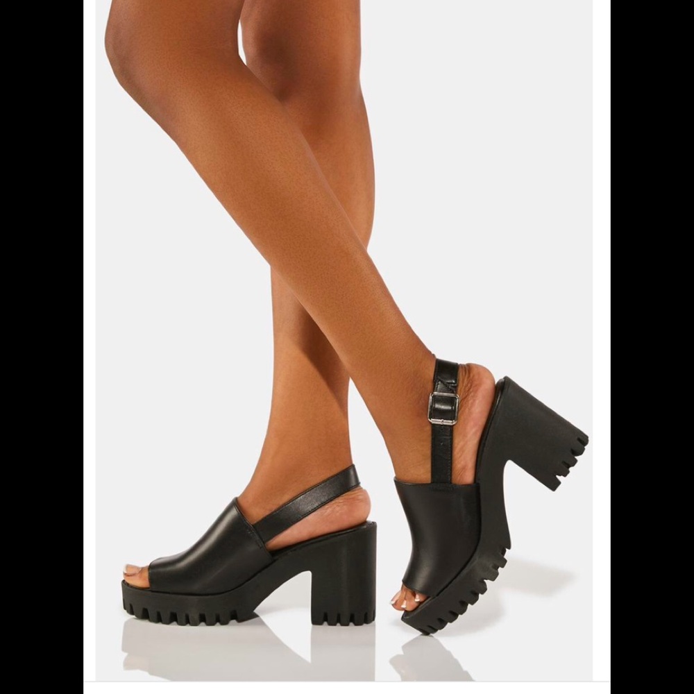 Steve Madden Leather upper with rubber lug sole.